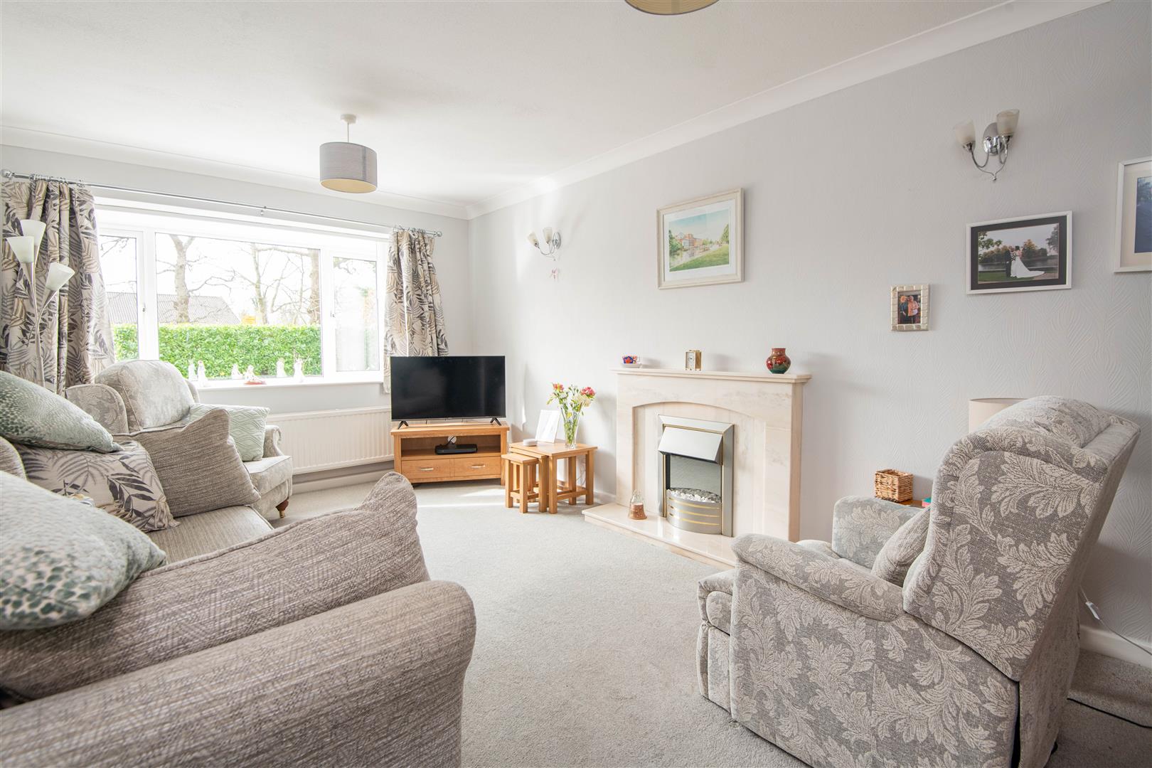2 bed property in Slater Lane, Leyland